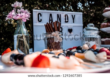 A picture of an healthy candybar.