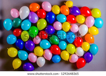 Background with the image of multicoloured balloons