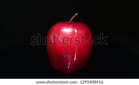 Image of red apple fruit fresh