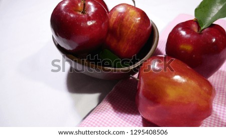Photoshoot of sweet apple fruit