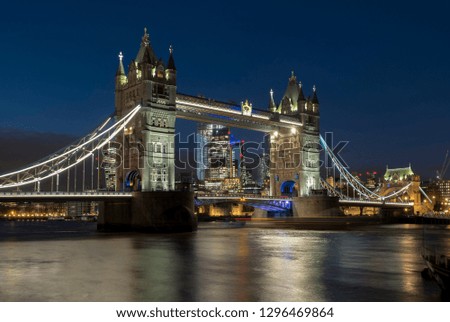 Europe, UK, England, London, Tower Bridge dusk