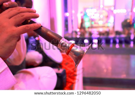 flute Its indian styel flute All indians are whuld like to play this flute in wedding ceremony.