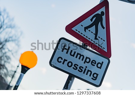 Humped pedestrian zebra crossing