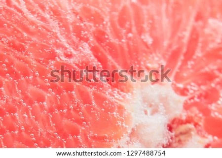 grapefruit in water