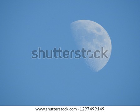 daylight blue moon