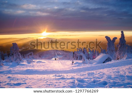 Mountains in Czech republic, snow, sunrise