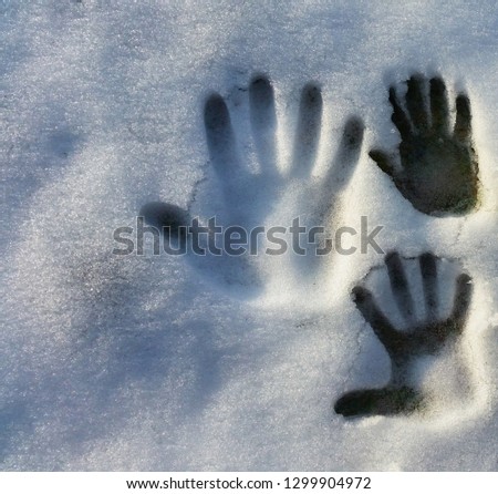 Handshakes on the snow