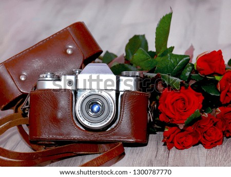 vintage camera and roses
