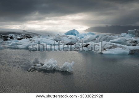 Jökulsárlón, Iceland, Jokulsarlon lagoon, Beautiful cold landscape picture of icelandic glacier lagoon bay