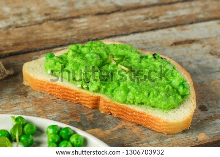 green peas, avocado
and vegetable - sandwich (healthy food). food concept. food background