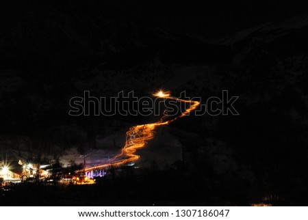 Descent of torches in Cerler ski station