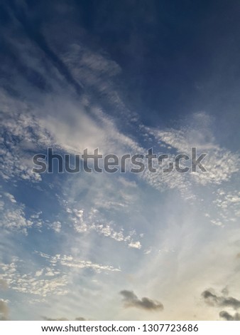 Cloud wallpaper in the blue sky is very bright