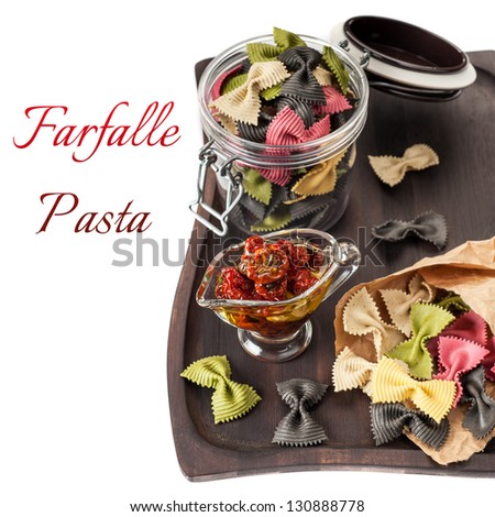 Farfalle Pasta and tomatoes baked with herbs and olive oil