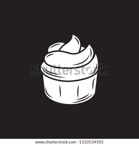 Cupcake icon. Simple element illustration. Cupcake symbol design template. Can be used for web and mobile