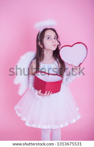 girl with a heart box