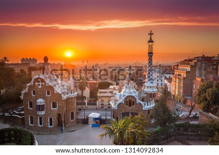 View of barcelone from the park at sunrise
