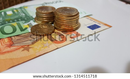 50 and 100 euro paper money