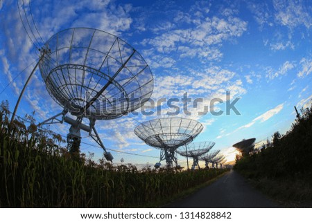 The observatory in the evening,The silhouette of a radio telescope