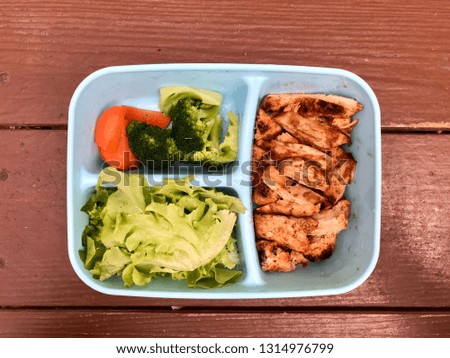 Grilled chicken and various kinds of vegetables.Concepts Clean foods and Healthy.Topview.