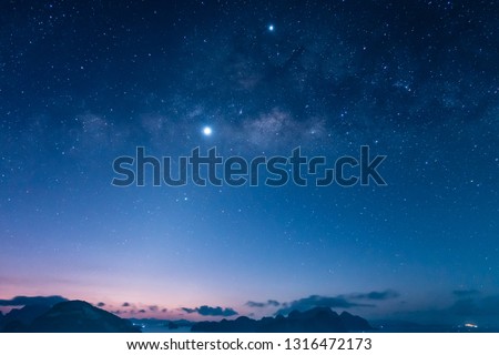 Venus, Jupiter and Saturn with the Milky Way
