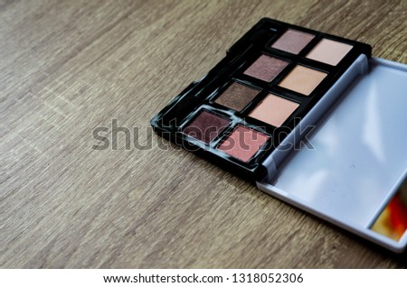 Photo of the Eyeshadow Palette 