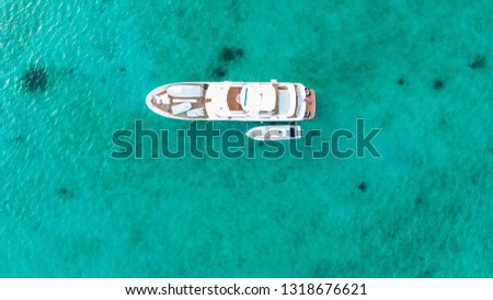Luxury Yacht Anchored in Eleuthera Bahamas