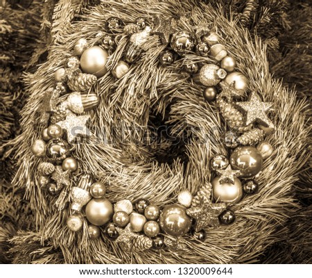 old fashioned christmas wreath - photo