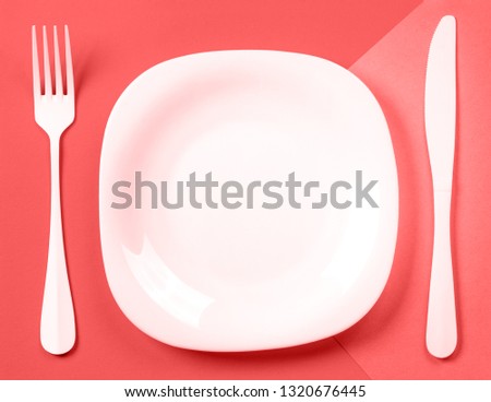 Plate fork knife Cutlery Kitchen Living Coral trend color of the year 2019