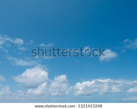 Photo picture of blue sky with cloud closeup