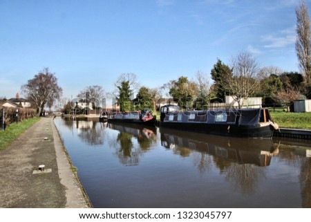 A picture of the canal at Grindley Brook near Whitchurch