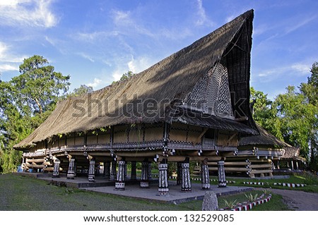 Simalungan Kings Palace of a royal Batak family in the village Pematang Purba. A traditional long house of Sumatra.
Sumatra, Indonesia, Asia,
