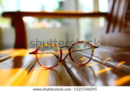 silhouette Glasses accessories personality to look good for all ages.in-Thailand.