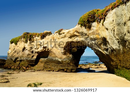 Lighthouse Field State Beach Arch. The beach 

is located in Santa Cruz, California next to the 

Santa Cruz Lighthouse
