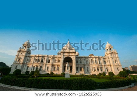Victoria Memorial, Kolkata, This marble building was built between 1906 and 1921, dedicated to the memory of Queen Victoria.