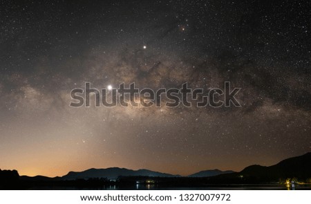 Stars and the Milky Way in the sky, the night is very beautiful.