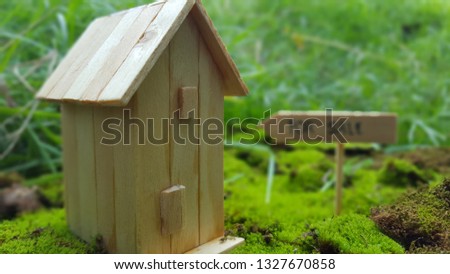 House property for sale icon for ilustration selling property on marketplace with miniatur sign
