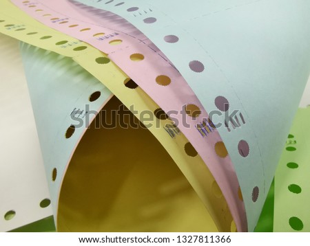 Gibb or Holes beside the continuous paper, Several Colors of Carbonless paper, Carbonless Continuous Paper 