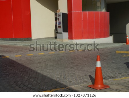 red traffic cone                