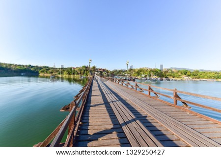 Mon Bridge, the longest wooden bridge in Thailand, has a length of 850 meters, built for cross use. Songkali River Connect the traffic to Mon - Sangkhla to each other. Kanchanaburi Province, Thailand