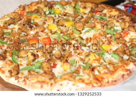 Plate of pizza,delicious pizza wallpaper