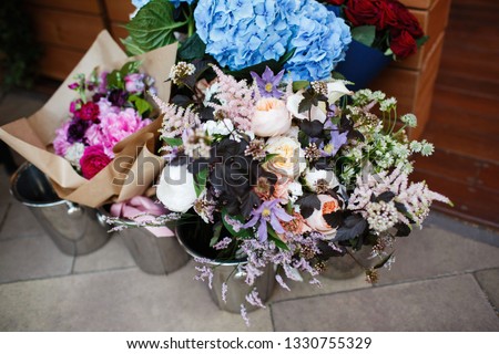  A lot of flowers in iron pots, hydrangea