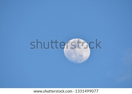 A daytime picture of the moon
