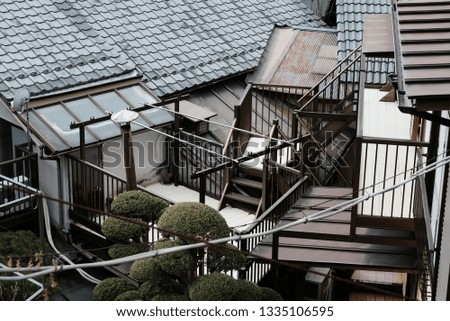 Alley of the spa town. The roof is dense.
Arima, Japan