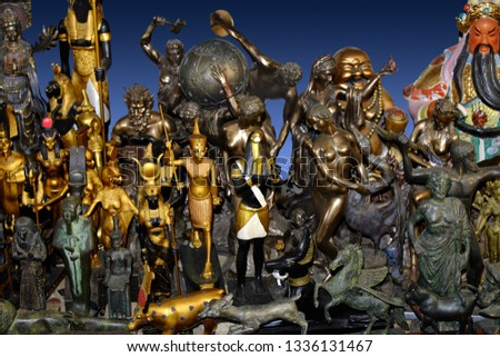 God figures, statuettes