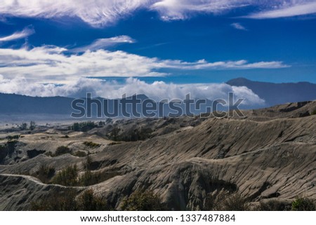 mount bromo in daylight