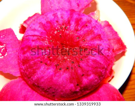Red Dragon Fruit, Pink