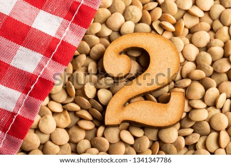 Number 2, Lentils with checkered napkin - Lens culinaris