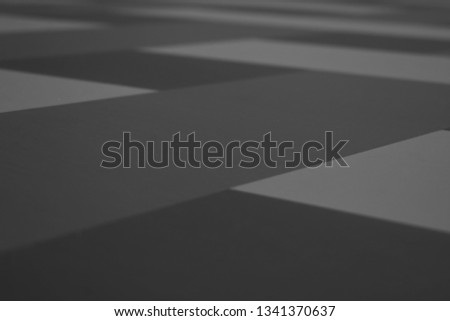perpendicular wide stripes gray shades