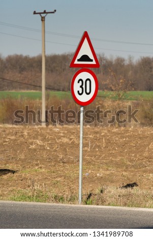 road sign limit 30