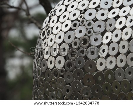 surface of metal rings which are bonded each other